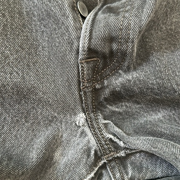 Levi’s - black, button-fly, 34/34 from early 2000s - Picture 5 of 7